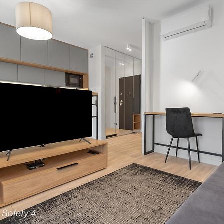 Mye Apartments - Piotrkowska 44 Łódź Exteriör bild